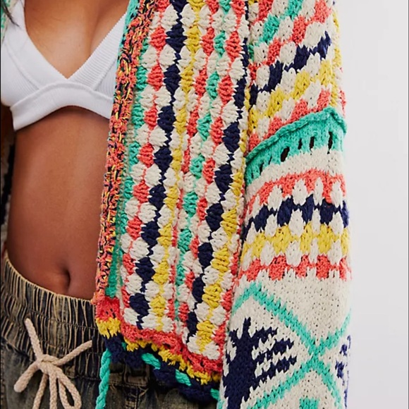 NWT Free People Baja Baby Hooded Cardigan Sz M Canyon Vibes Crochet Crop Chunky - Picture 13 of 13